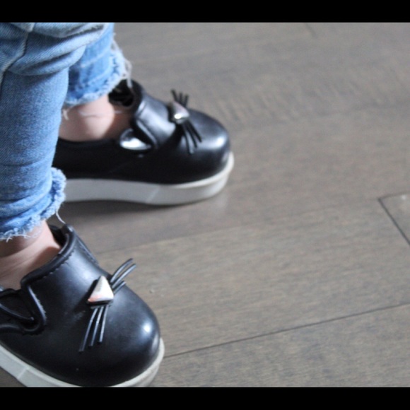 Mini Melissa Toddler Shoe - Picture 2 of 5